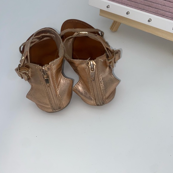 Steven Madden girls sandal - Picture 4 of 5
